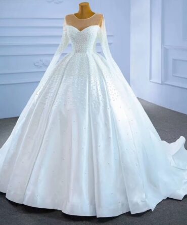 Customised ball wedding Dress