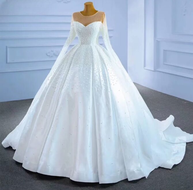 Customised ball wedding Dress