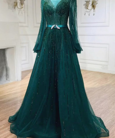 Elegant Emerald Green Long Sleeve Evening Dress