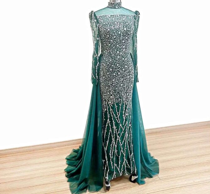 High-neck Rhinestones Back drop party dress