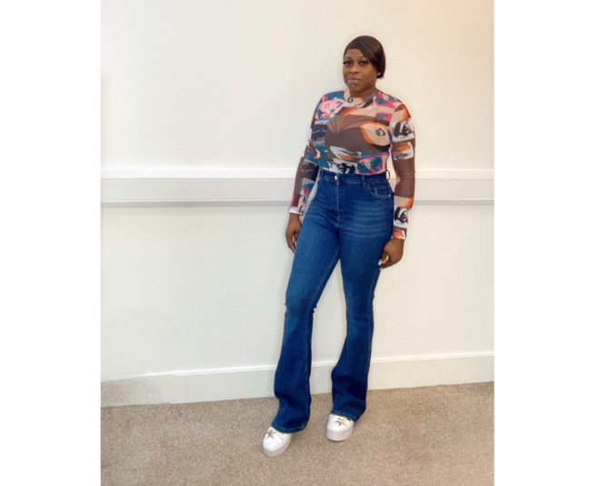 High waisted bootcut stretchy jeans