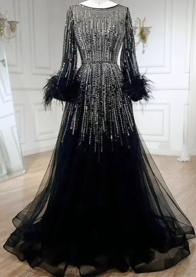 Luxury Feathers Black Dubai Evening Dress - Image 2