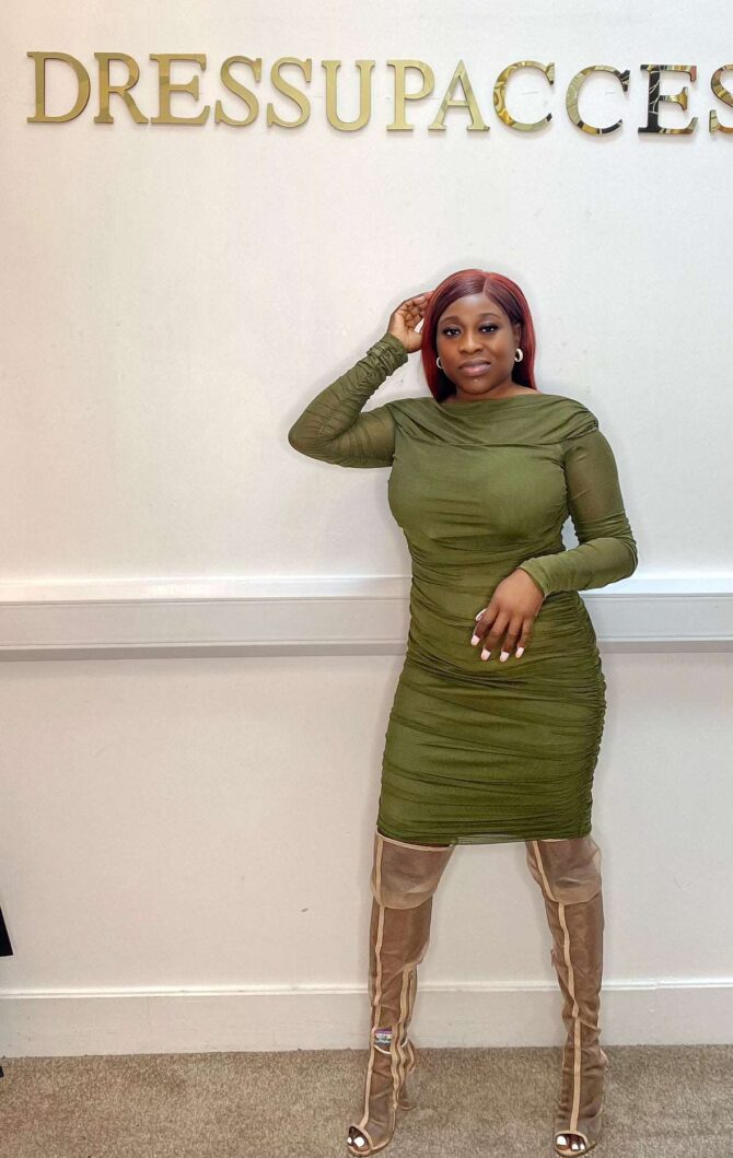 Mesh ruched bodycon dress - Image 2