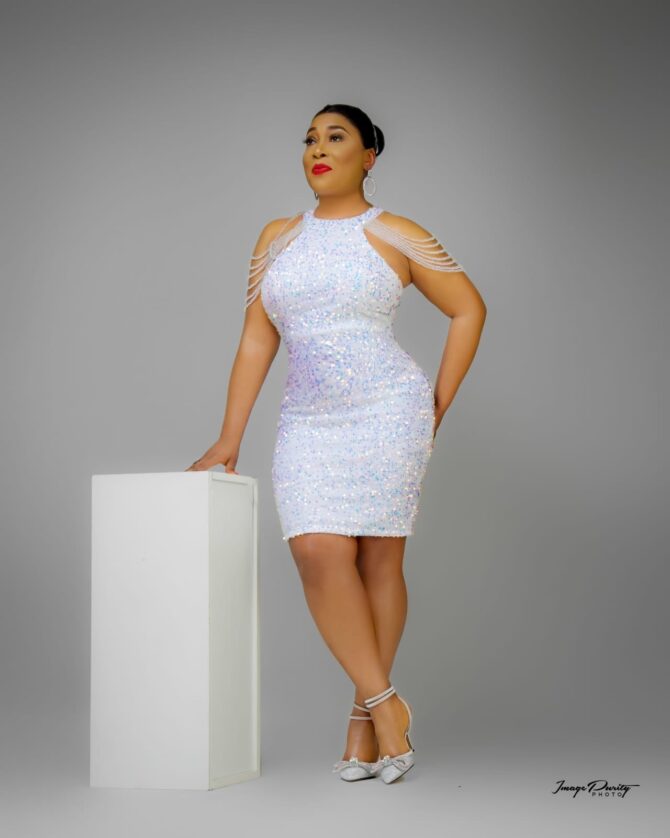 Sequin with shoulder crystal beads dress - Image 2