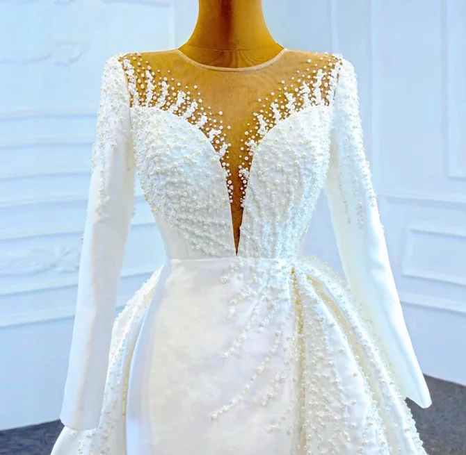 Full beaded upper wedding dress - Image 6