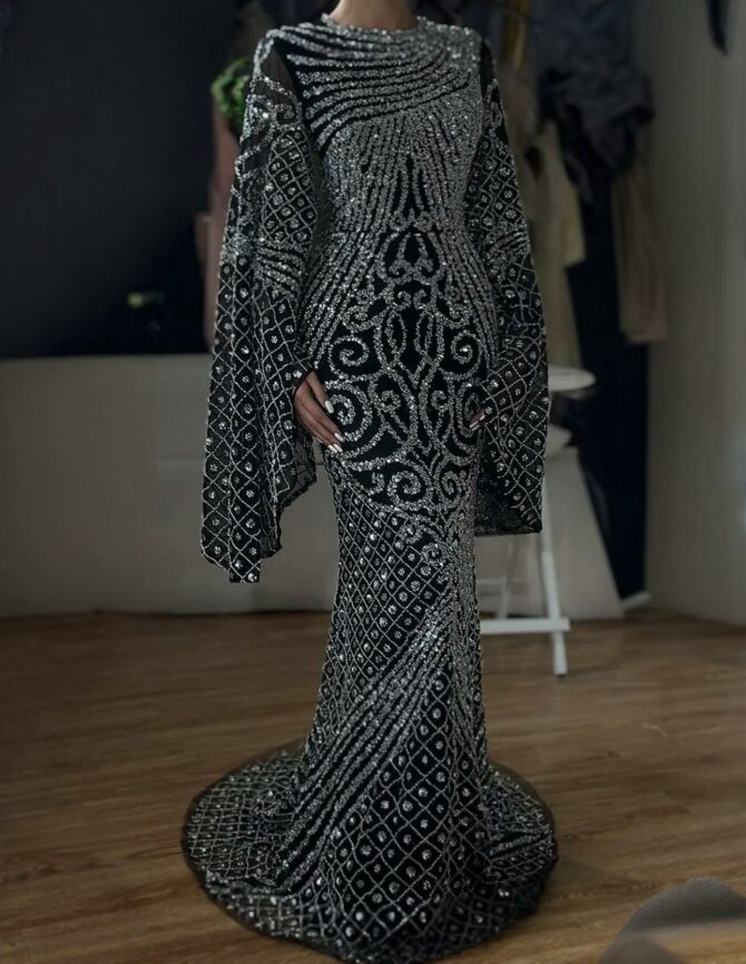 Flared sleeve full beaded party dress - Image 2