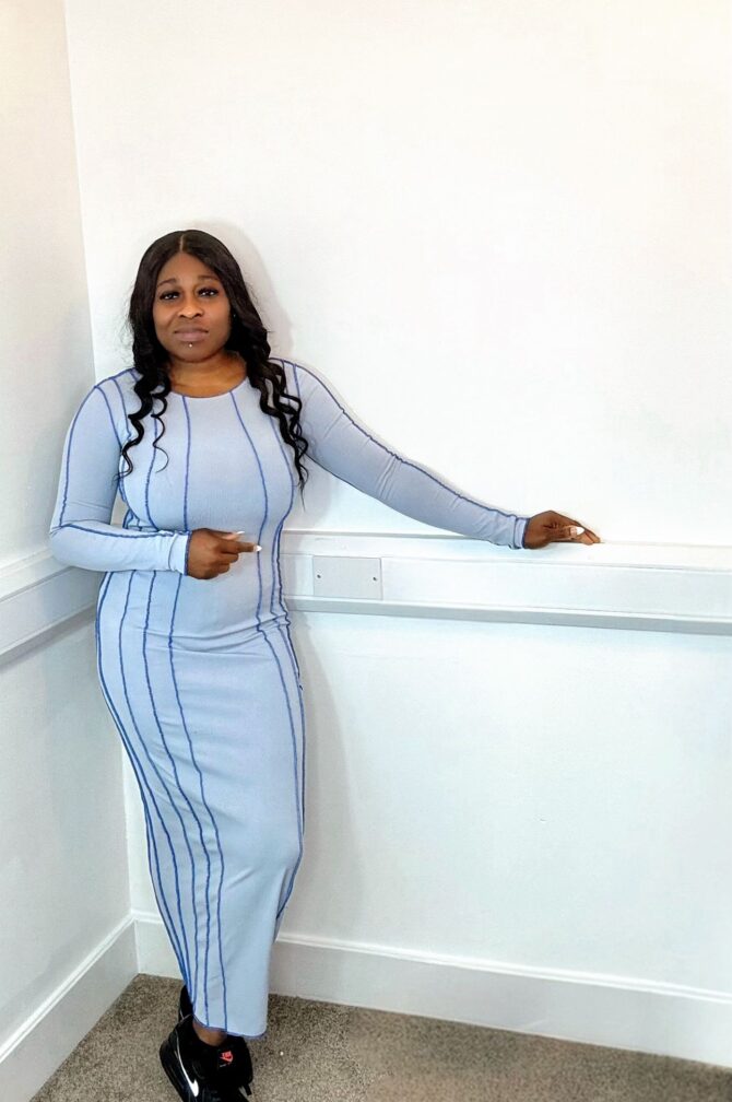 Elegant long fitted dress - Image 2