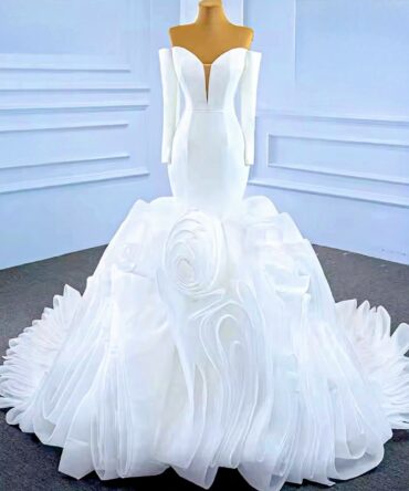 Bridal  puffy flower shape